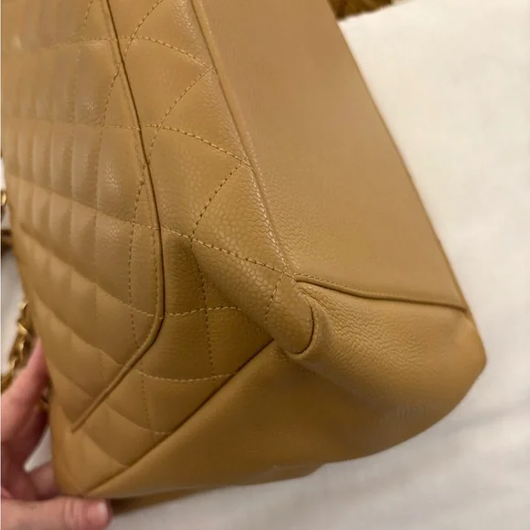 ‼️SOLD‼️Chanel Tan/Camel Quilted Leather Grand Shopping Tote w/Gold Chain - Picture 7 of 17